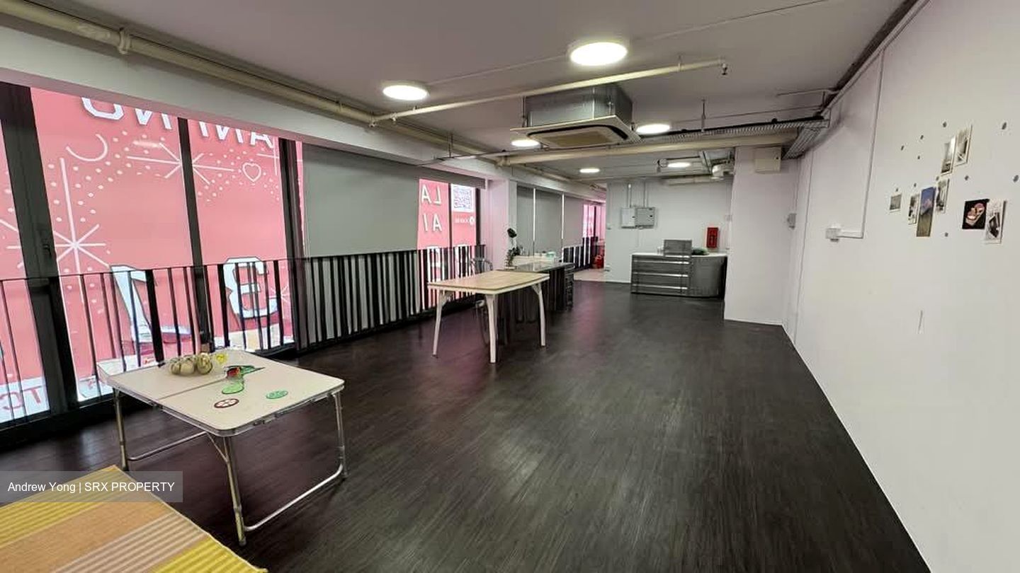 Okio (D12), Office #552902871